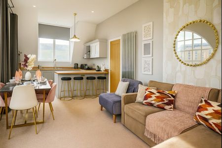 Station Parade - Photo 4