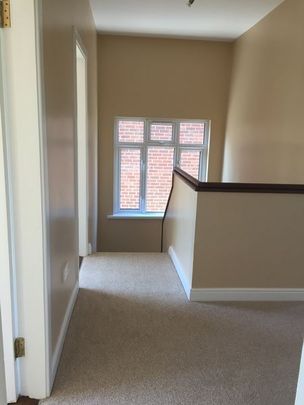 Richelieu Park, Dublin 4 - Photo 1