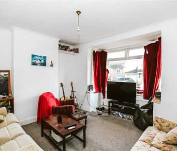 4 bedroom semi-detached house to rent - Photo 1