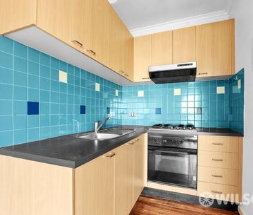 Secure one bedroom apartment - Photo 4