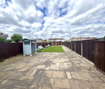 Berkeley Road, Middlesex, UB109DY - Photo 6