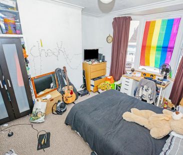 5 bedroom terraced house to rent - Photo 2