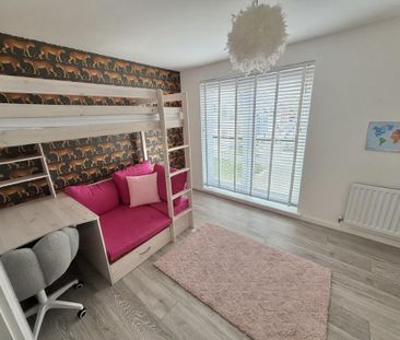 4 bedroom house to rent - Photo 1