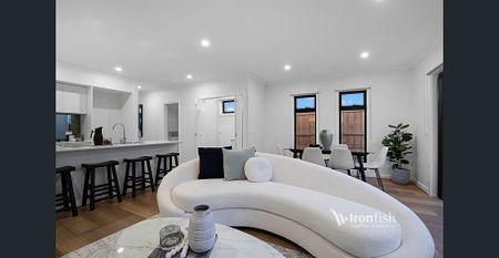 4 BEDROOM TOWNHOUSE AVAILABLE! - Photo 2