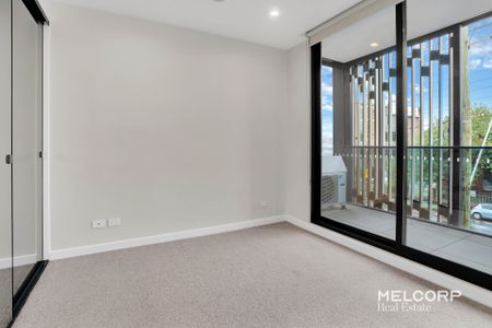 NORTH FACING BEAUTY AT ARDEN PARK – FURNISHED - Photo 4