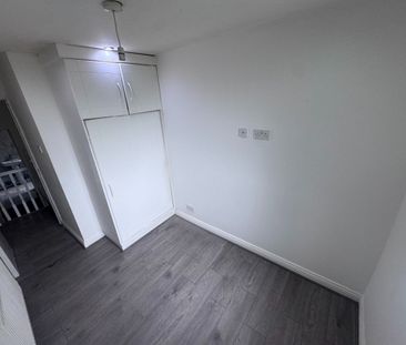 9 West View Terrace, PRESTON PR1 8UA - Photo 5