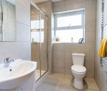 5 Bed Terraced House, Berkeley Road, SO15 - Photo 4