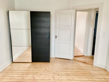 Rummelig 2 værelses lejlighed i vestbyen - Photo 2