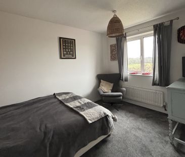 Compton Road, Yeovil - Photo 3