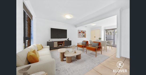 🌟 For Rent: 3-Bedroom Home with Extra Studio Shed 🌟 -29/127 Barbaralla Drive, Springwood - Photo 1