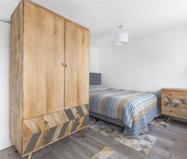 3 bedroom semi-detached house to rent - Photo 6