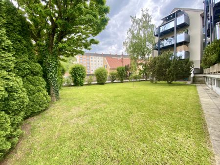 Schöne Wohnung mit 2 gleich großen Zimmern und Extraküche mit Essbereich im Bezirk Lend - Foto 4