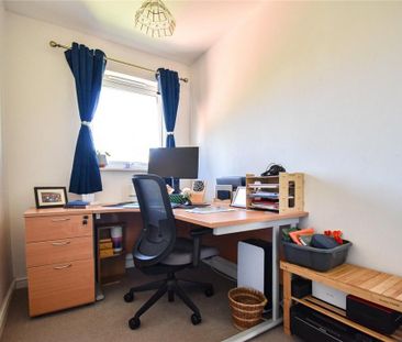 2 bedroom end of terrace house to rent - Photo 5