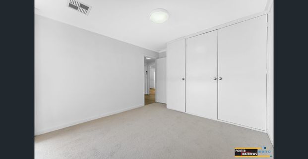 Beautifully Renovated Family Home with Pool, Studio & Space for Everyone - Photo 1