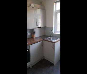 Room in a Shared House, Ilford, IG1 - Photo 1