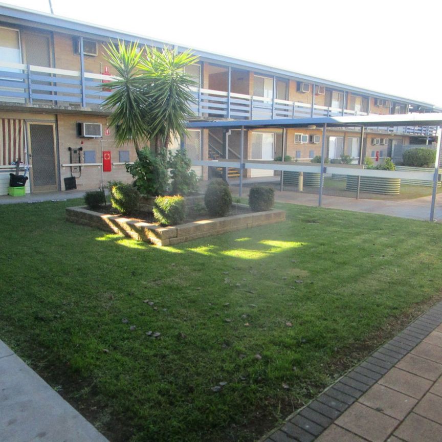 19 / 1 Cameron Avenue, GILLES PLAINS - Photo 1