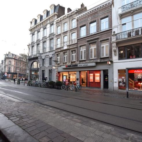 Appartement te huur - Photo 1