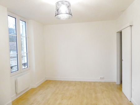 Location Appartement 1 pièce 20m² MELUN 77000 - Photo 4