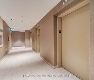 For Lease - 38 Honeycrisp Crescent Unit# 2003, Vaughan, Ontario - Photo 2