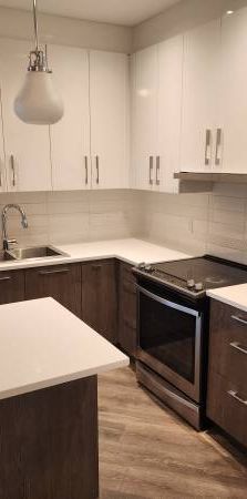 2 Bdrm + Den * The Wex * Penthouse - Photo 1