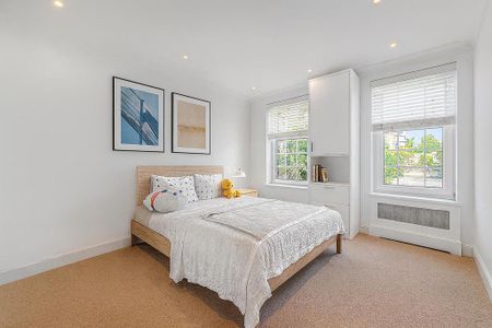 4 bedroom end of terrace house to rent - Photo 3