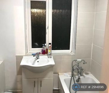 2 bedroom maisonette to rent - Photo 6