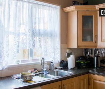 Equipped room in shared apartment in Artane, Dublin - Photo 3