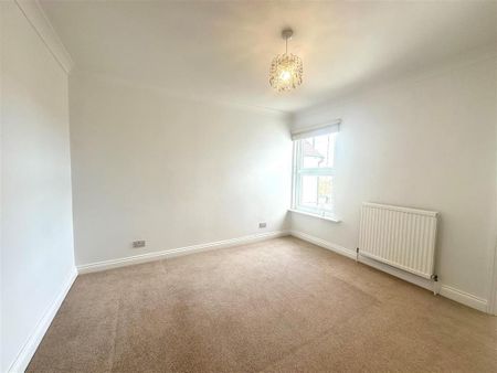 2 bedroom detached house to rent - Photo 5