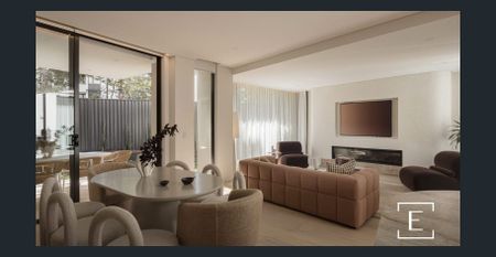 Art Meets Architecture – Designer Residence in Forest Lodge - Photo 2