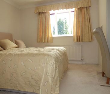 Terraced House - Photo 2