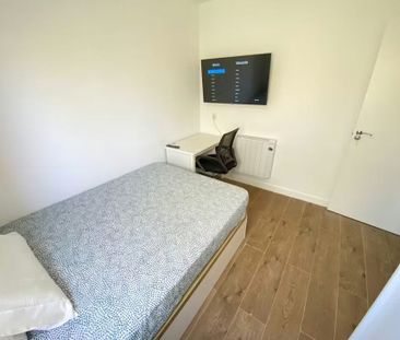 Calle de Orio, Madrid, Community of Madrid 28041 - Foto 4