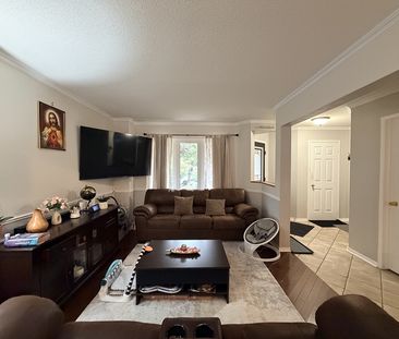 Southwest Barrie: 3 Bed, 2.5 Bath Detached Home, Churchland Dr. - Photo 6