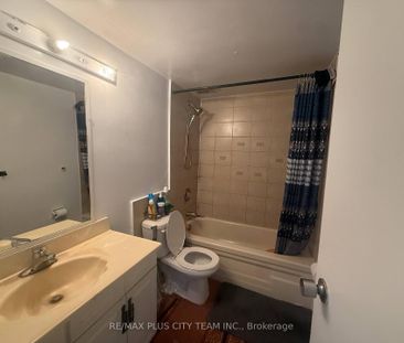 909 10 Edgecliff Golfway - Photo 5