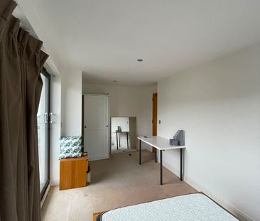Room in a Shared Flat, Horsley Court, SW1P - Photo 3