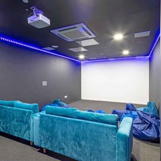 9 Bed Classic Ensuite - Photo 1