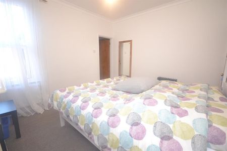 2 bedroom House To Let - Photo 4