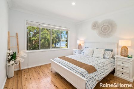 Waterfront Paradise - Photo 5