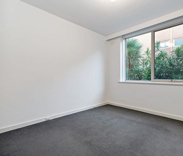 Great Ground Floor Apartment. - Photo 3