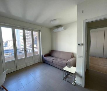 Bilocale via passerini 7, Centro Storico, Monza - Photo 1