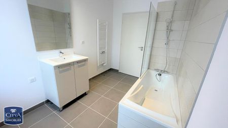 Location Appartement 3 pièces 66m² MULHOUSE 68200 - Photo 2