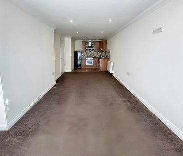 St Andrews Court, Calcutta Road, Tilbury, RM18 - Photo 2