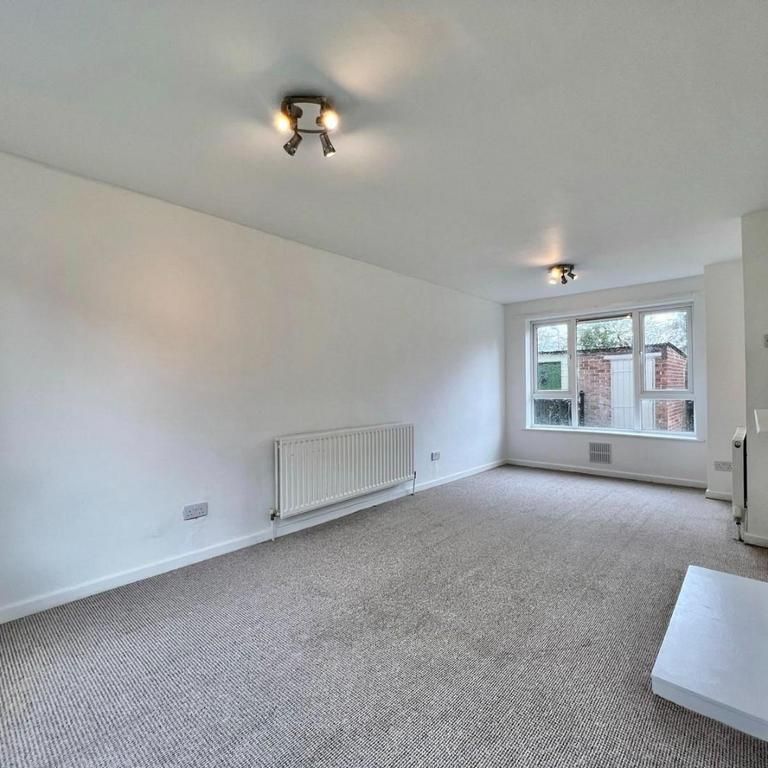 2 bedroom semi-detached house to rent - Photo 1