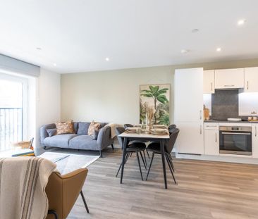 2 bedroom flat to rent - Photo 2