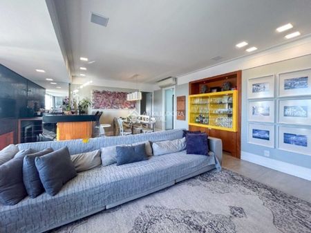 Apartamento com 3 quartos e 130m² para alugar em Jardim Europa, Porto Alegre. - Photo 3