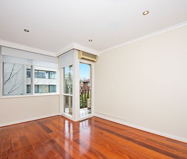 12/6 Karbarook Avenue, Prahran VIC 3181 - Apartment For Rent | Domain - Photo 2
