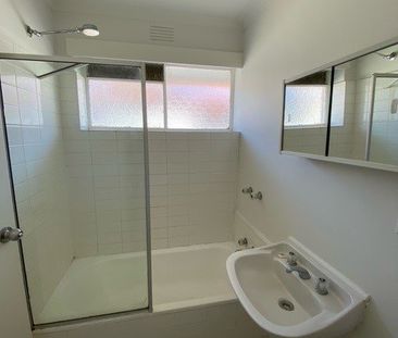 One Bedroom Heaven - Photo 4