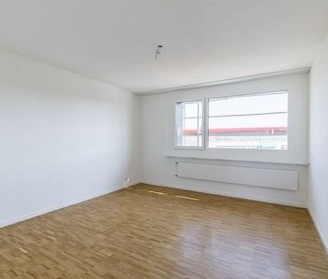 MIETEN OHNE KAUTION Neu sanierte und zentral gelegene Wohnung! - Photo 1