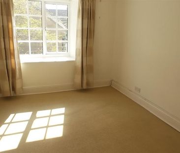 2 bedroom house to rent - Photo 3