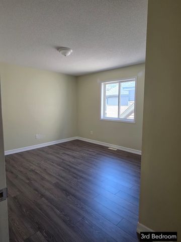 For Lease - 329 Edgehill Drive Unit# Upper, Barrie, Ontario - Photo 3
