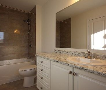 536 lilith street - Photo 5